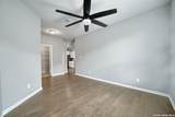 325 Oak Creek Way - Photo 22