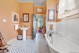 1102 College St. - Photo 13