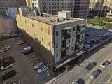 214 Travis St - Photo 1