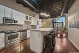 214 Travis St - Photo 10