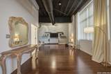 214 Travis St - Photo 15