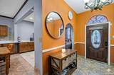 1518 Travis - Photo 3