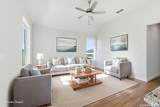 114 Scott Square - Photo 32