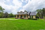142 Carriage Ct - Photo 4