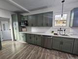 624 Austin St - Photo 15