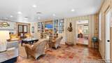2323 Terminal Loop - Photo 7