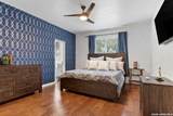 1235 Ganton - Photo 16