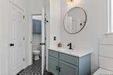 1235 Ganton - Photo 21