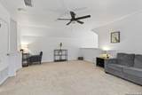 1235 Ganton - Photo 26