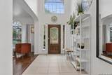 1235 Ganton - Photo 3