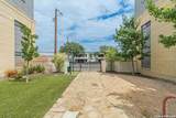 711 Frio - Photo 27