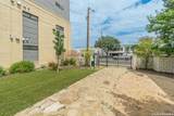 711 Frio - Photo 29
