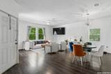 810 Lamar - Photo 3