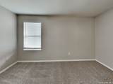 5118 Everett - Photo 6