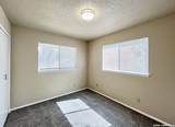 8211 Creekline Dr - Photo 24
