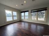 415 Goodwin St - Photo 10