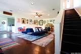 810 Oakwood - Photo 13