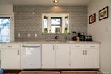 810 Oakwood - Photo 16