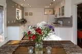 810 Oakwood - Photo 18