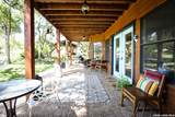 810 Oakwood - Photo 2