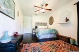 810 Oakwood - Photo 36