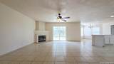 402 Empresario - Photo 4