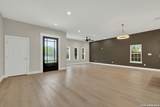 455 Hackberry Ave - Photo 3