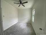 4937 Hallies Gdn - Photo 18