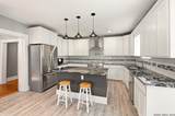 1043 Steves Ave - Photo 9