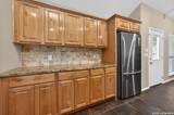 317 Yorktown - Photo 17