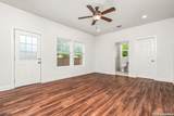115 Saint Charles - Photo 14