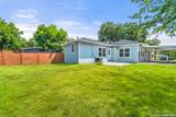 115 Saint Charles - Photo 22