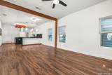 115 Saint Charles - Photo 5