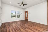 115 Saint Charles - Photo 6