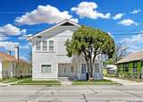 827 Steves Ave - Photo 1