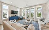 210 Social Cir - Photo 24