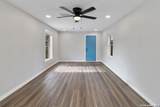 1404 Comitas St - Photo 14