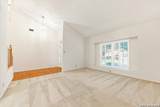 18 Court Cir - Photo 8