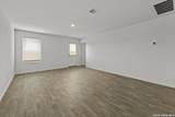 16039 Mahogany Way - Photo 19