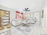 447 Rampart - Photo 12