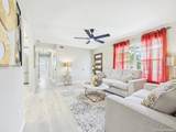 447 Rampart - Photo 13