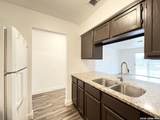 2106 Henrietta St - Photo 10