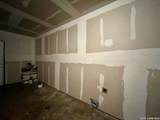 2106 Henrietta St - Photo 26