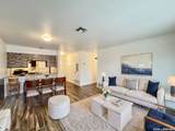 2106 Henrietta St - Photo 3