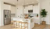1801 Chateau - Photo 2