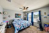711 Oakwood Way - Photo 17