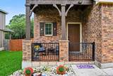 711 Oakwood Way - Photo 2