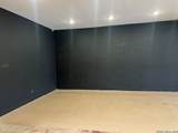 1109 Main - Photo 4