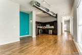 1401 Flores St - Photo 4