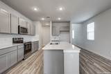 9946 Chavaneaux Lndg - Photo 9